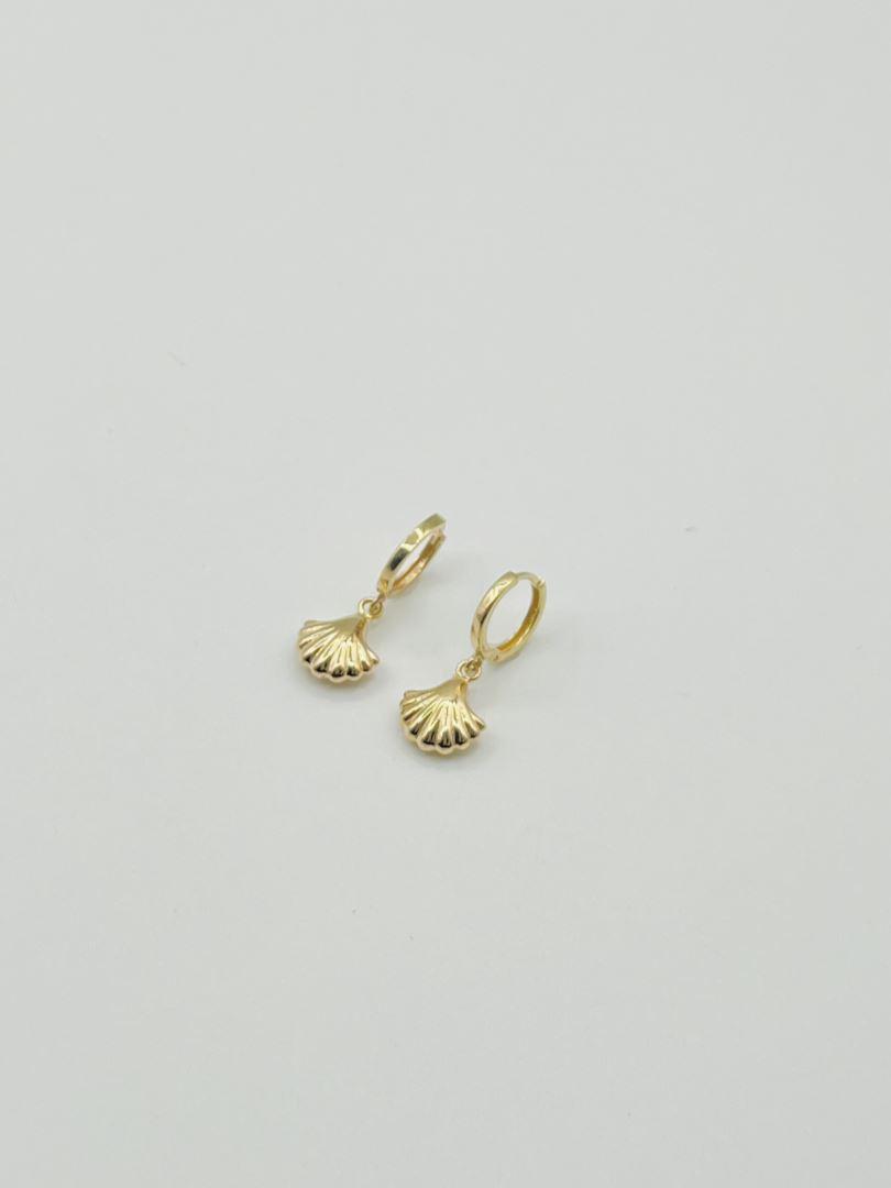 گوشواره طلا 18 عیار آویز صدف 134313