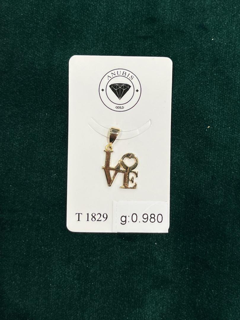 اویز LOVE