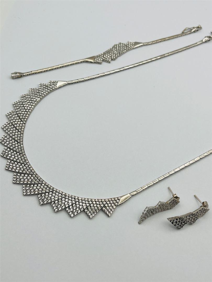 سرویس طلا 18عیار تراش سفید