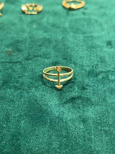 انگشتر تیر و کمان