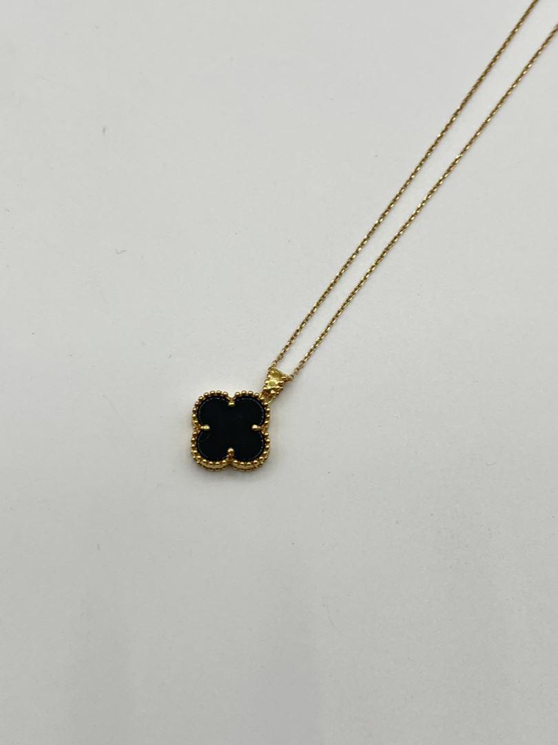 آویز طلا 18 عیار ونکلیف مشکی 126967