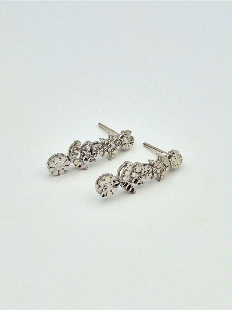 گوشواره طلا 18 عیار میخی تراش