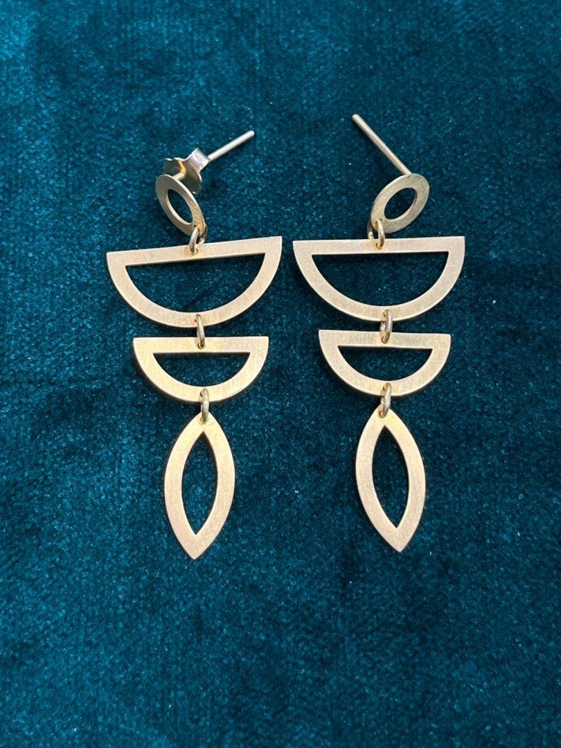 گوشواره هندسی