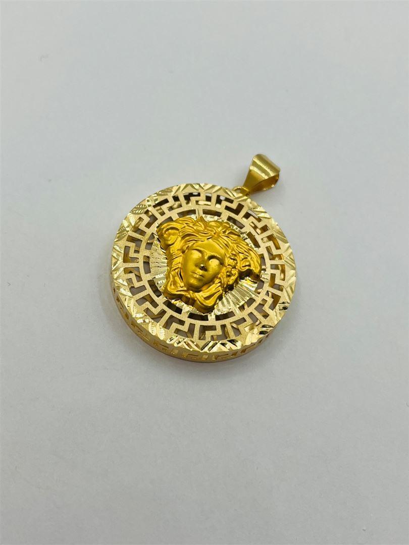 آویز پلاک طلا 18عیار ورساچه 139398