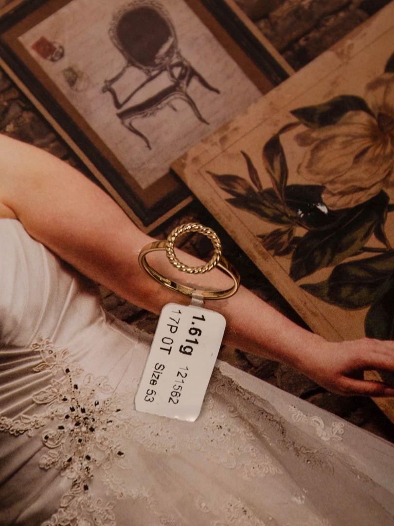 انگشتر مینیمال دایره