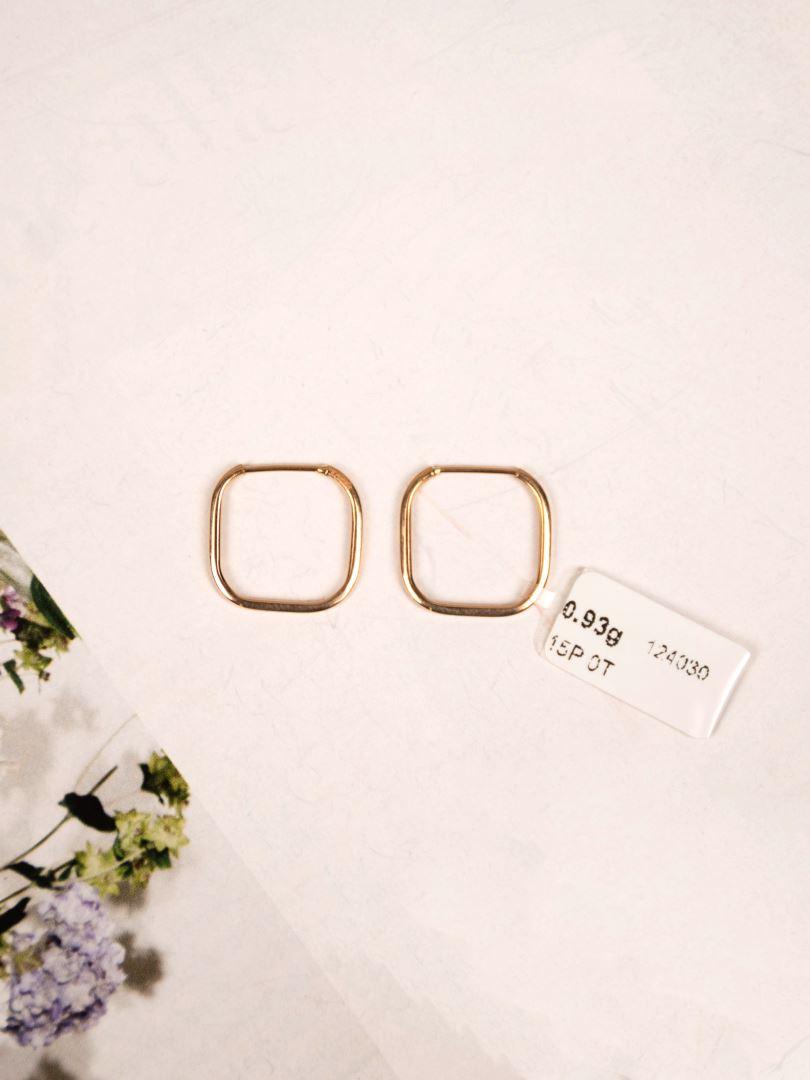 گوشواره طلا 18 عیار مربع124030