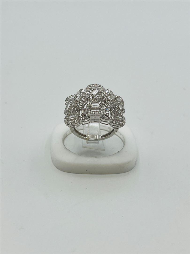 انگشتر طلا 18عیار نگین دار سفید142610