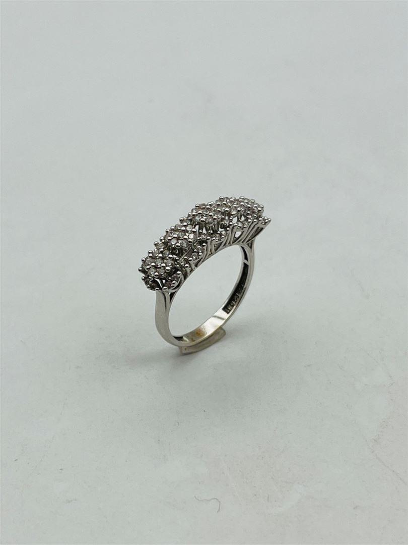 انگشتر طلا 18عیار فلاور سفید 138669