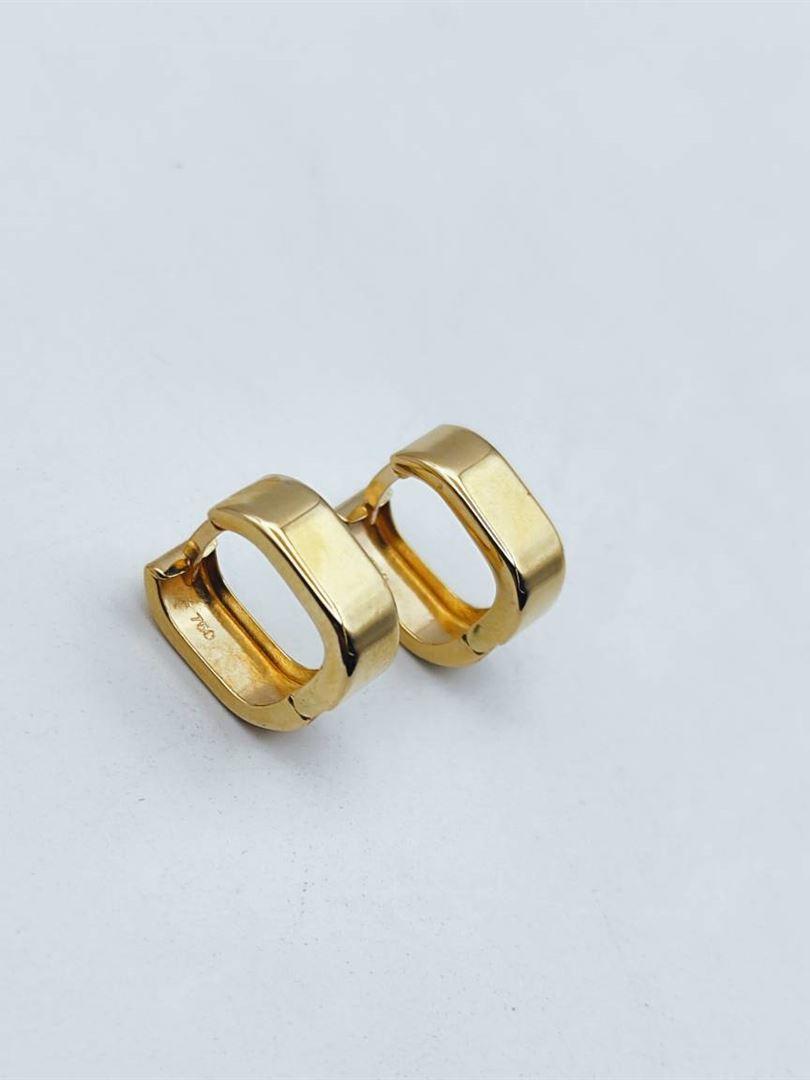 گوشواره طلا 18 عیار مربعی آیینه ای