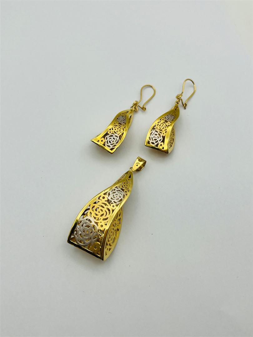 نیم ست طلا 18عیار گل140344-140345