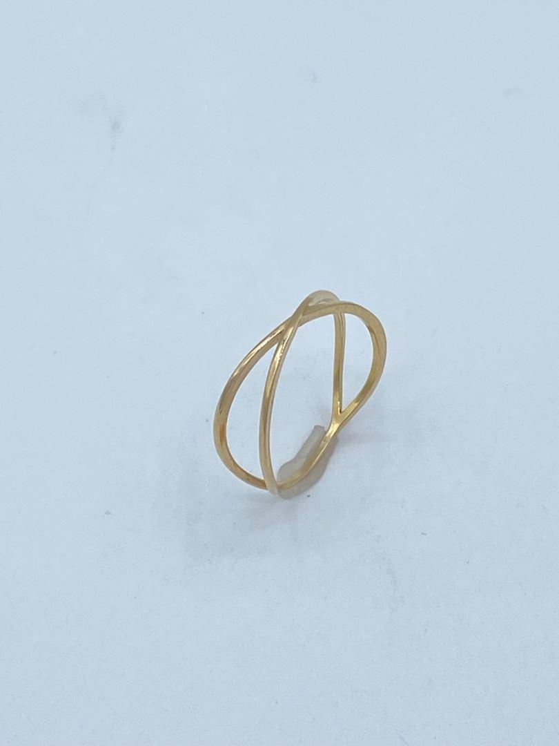 انگشتر هندسی طلای 18 عیار