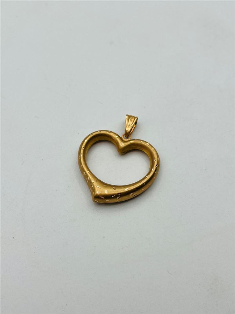 پلاک طلا 18عیار قلب رزگلد138521