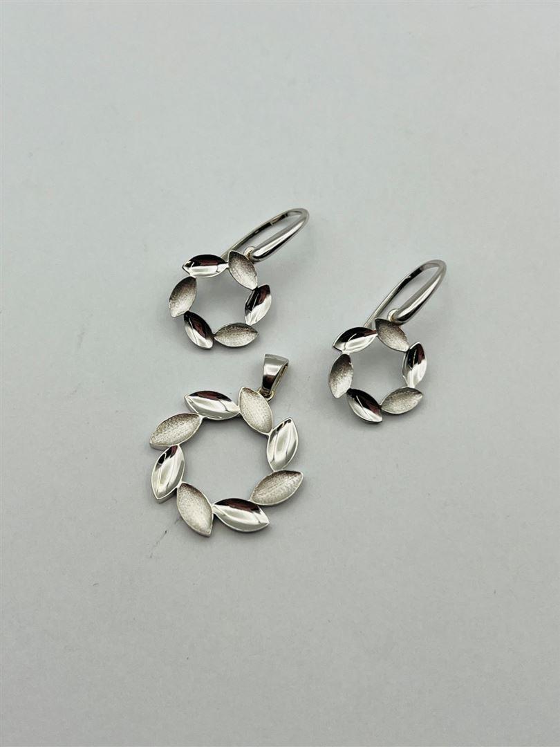 نیم ست طلا 18عیار مات و براق سفید