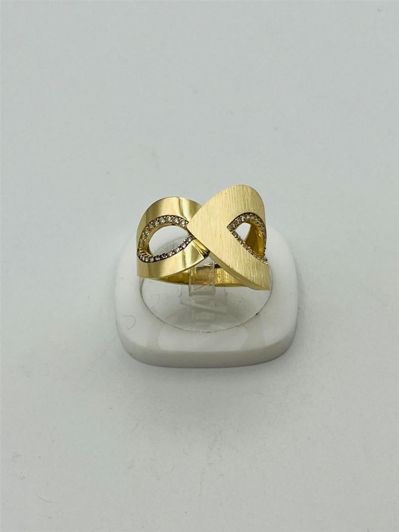 انگشتر طلا 18عیار نگین دار