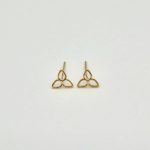 گوشواره میخی گل سه پر - 5131